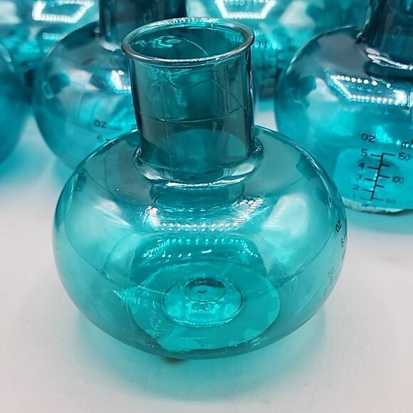 Blue Green lot of 18 Small Plastic 150ml Flasks For Decoration Flowers Display - Picture 5 of 8